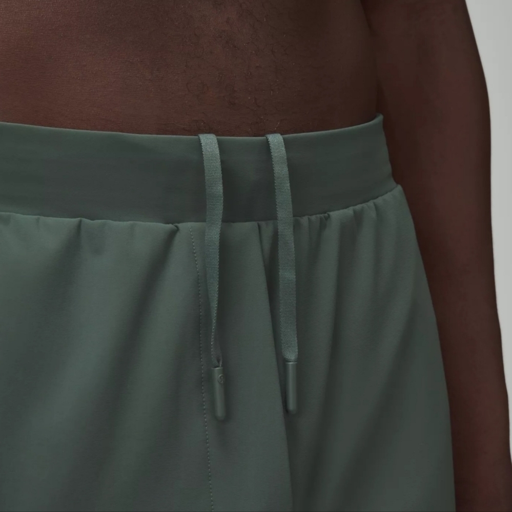 Lululemon surge joggers in Dark Forest - Picture 3 of 12